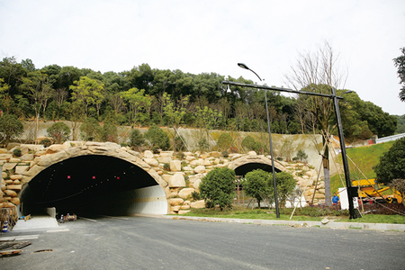 杭州星河路隧道采用上海微升无线通信系统，确保行车安全