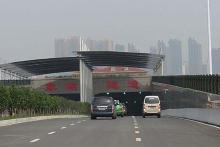 上海微升无线通信系统确保南昌龙川路象湖隧道安全通车